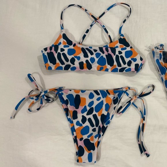 3-piece Multi-colored string Bikini set - Picture 1 of 6